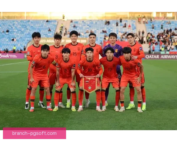 中国男足主场1比1战平泰国惊险晋级 亚洲杯预选赛生死战成功突围